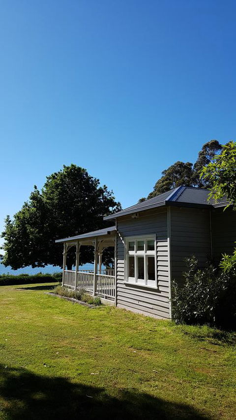 Wavestation - Australian Directory 5