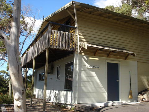 Bicheno By The Bay - Australian Directory 36