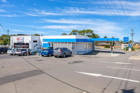 Aqua Beachfront! - Australian Directory 19