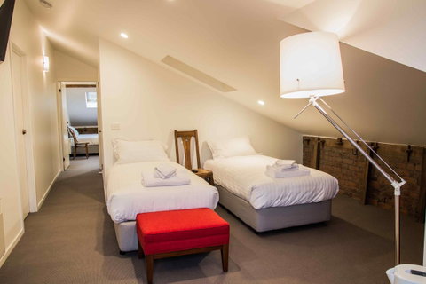 Ratho Farm - Australian Directory 11