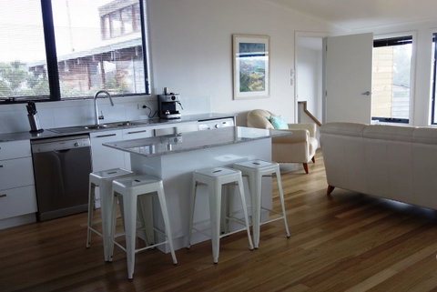 THE LOFT @ Bay Of Fires Seascape - Australian Directory 12