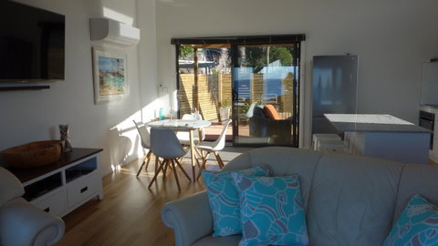 THE LOFT @ Bay Of Fires Seascape - Australian Directory 1