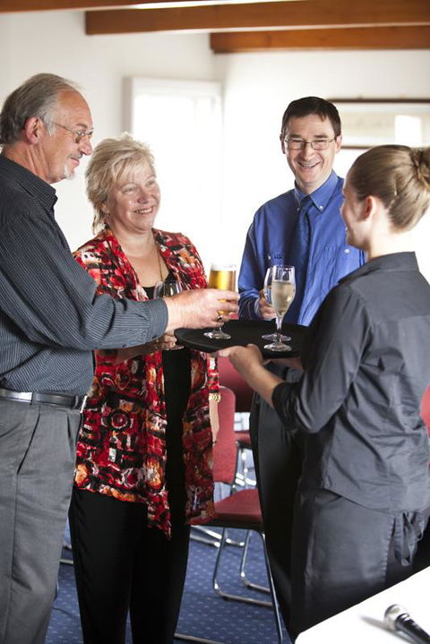 Edgewater Hotel - Australian Directory 19