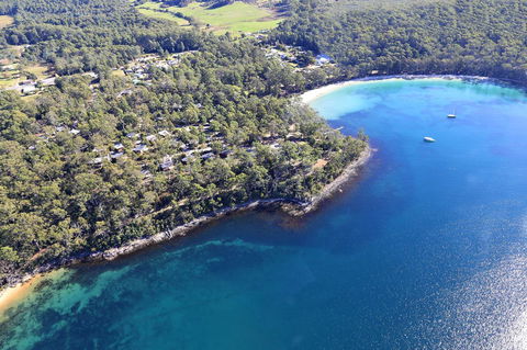 Stewarts Bay Lodge - Australian Directory 12
