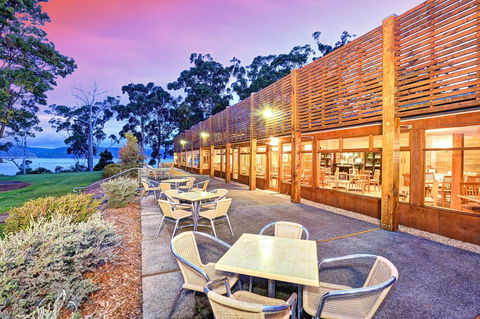 Stewarts Bay Lodge - Australian Directory 11