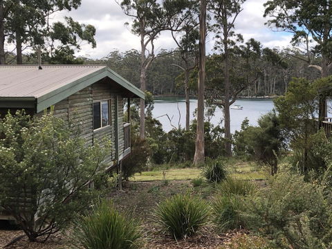 Stewarts Bay Lodge - Australian Directory 1