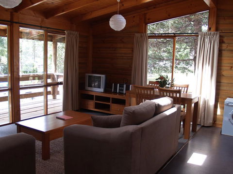 Stewarts Bay Lodge - Australian Directory 24
