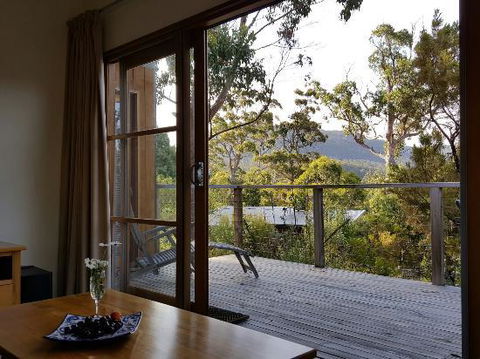 Stewarts Bay Lodge - Australian Directory 34