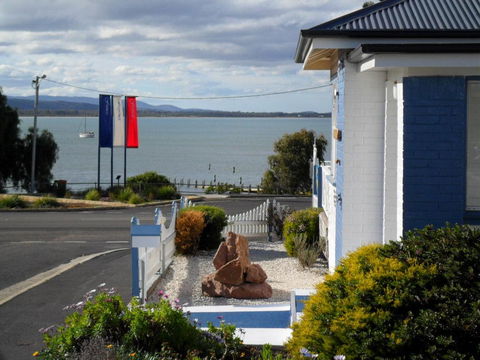 Freycinet Waters - Australian Directory 26