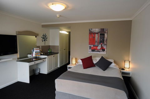 Aspect Tamar Valley Resort - Australian Directory 36
