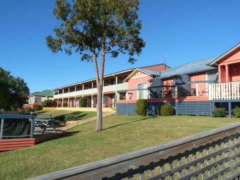 Swansea Motor Inn Tasmania - Australian Directory 15