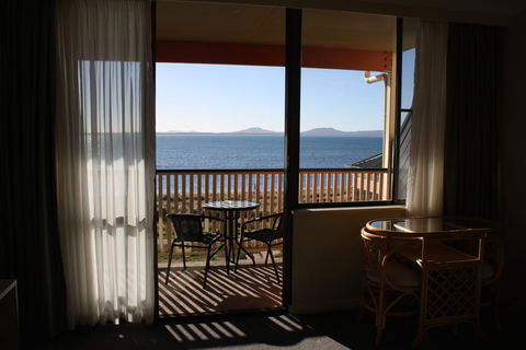 Swansea Motor Inn Tasmania - Australian Directory 11