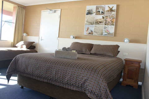 Swansea Motor Inn Tasmania - Australian Directory 40