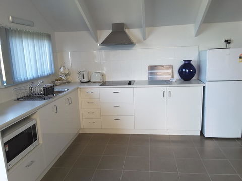 Swansea Motor Inn Tasmania - Australian Directory 5