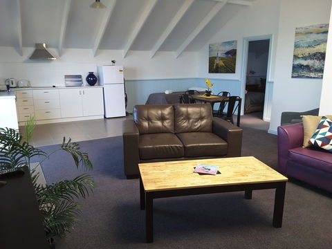 Swansea Motor Inn Tasmania - Australian Directory 3
