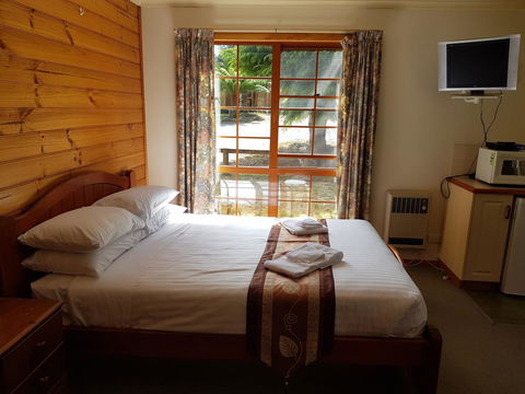 Cradle Forest Inn - Australian Directory 6