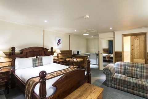 Cradle Forest Inn - Australian Directory 32