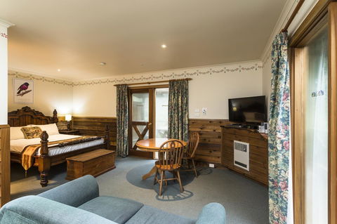 Cradle Forest Inn - Australian Directory 26