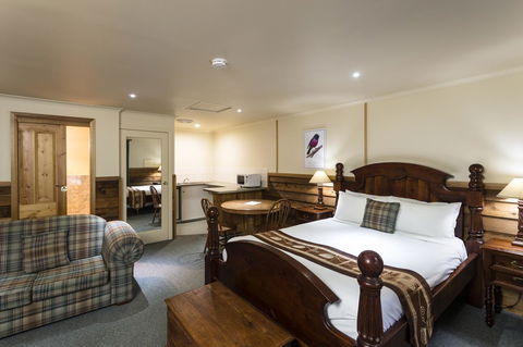 Cradle Forest Inn - Australian Directory 30