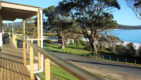 Kingfisher Cottage - Australian Directory 8