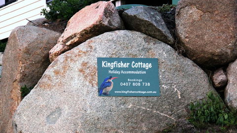Kingfisher Cottage - Australian Directory 15