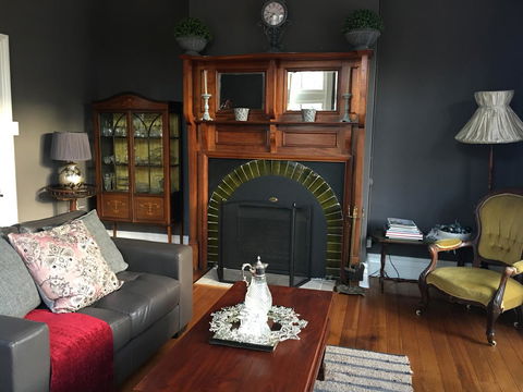 Cygnet Old Bank - Australian Directory 40