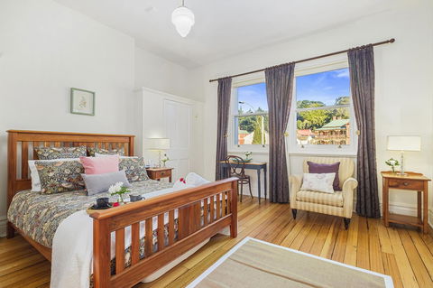 Cygnet Old Bank - Australian Directory 7