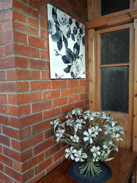 Cygnet Old Bank - Australian Directory 34