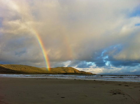 Cloudy Bay Beach House - Australian Directory 34