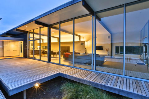 Cloudy Bay Beach House - Australian Directory 0