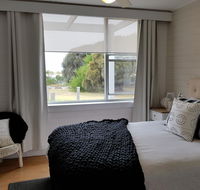 Beach Hut Scamander - Australian Directory