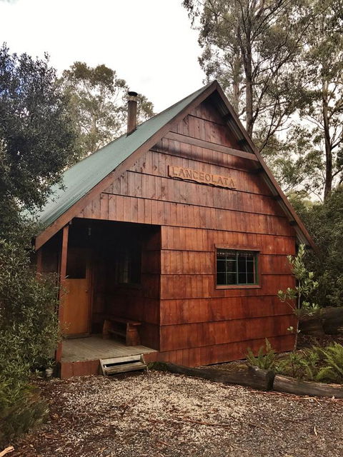 Cradle Mountain Highlanders - Australian Directory 3