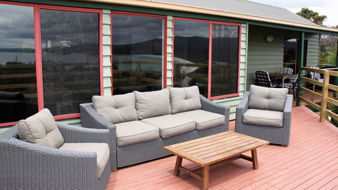 DOLPHIN LOOKOUT COTTAGE - Amazing Views Of The Bay Of Fires - Australian Directory 7