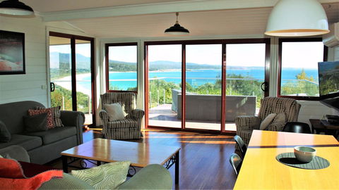 DOLPHIN LOOKOUT COTTAGE - Amazing Views Of The Bay Of Fires - Australian Directory 1