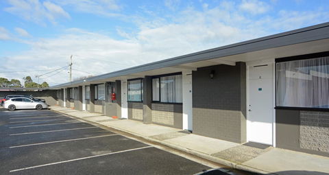 Bridge Hotel - Australian Directory 11