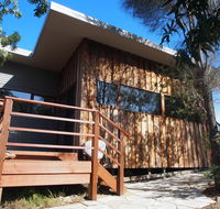 Freycinet Studios Nook - Australian Directory