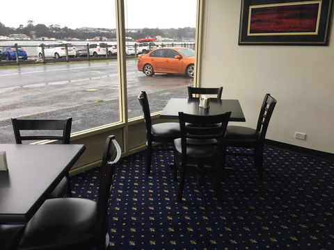Regatta Point Tavern & Holiday Villas - Australian Directory 23