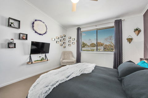 Hawley Beach Escape - Australian Directory 6