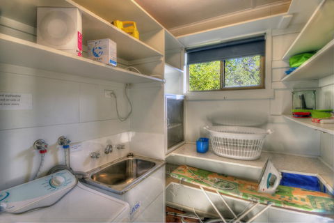 Cove Beach Apartment 2 - Australian Directory 10