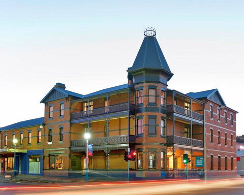 Ikon Hotel - Australian Directory 3