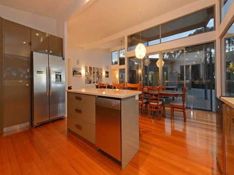 Cloudy Bay Lagoon Estate - Australian Directory 6