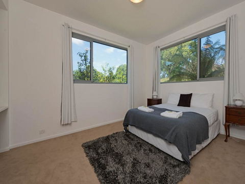 Cloudy Bay Lagoon Estate - Australian Directory 13
