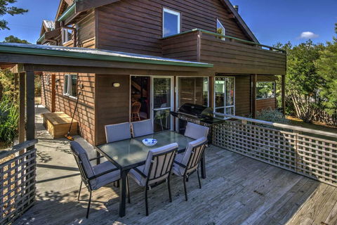 Freedom At Freycinet - Australian Directory 10