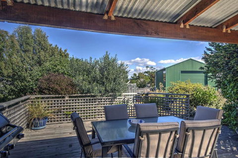 Freedom At Freycinet - Australian Directory 13