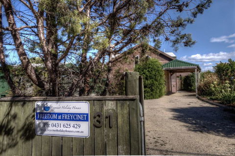 Freedom At Freycinet - Australian Directory 8