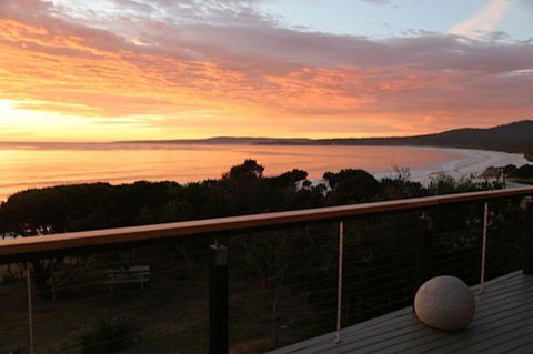Driftwood Bay Of Fires - Australian Directory 1