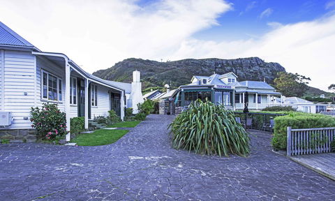 Touchwood Cottages - Australian Directory 4