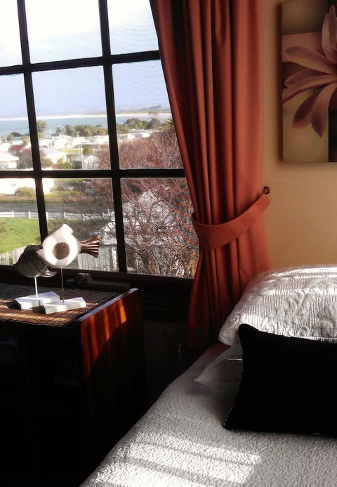 Touchwood Cottages - Australian Directory 24