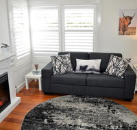 Lyttleton Cottage - Australian Directory