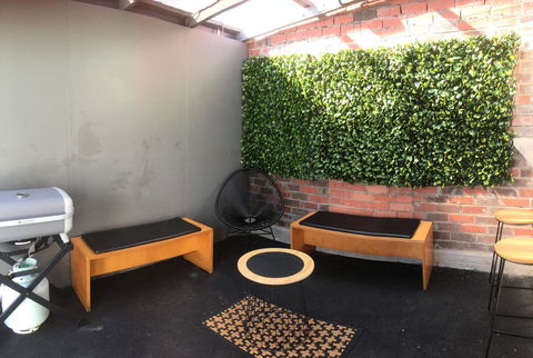 3ree- Spacious & Charming Apartment - Australian Directory 16